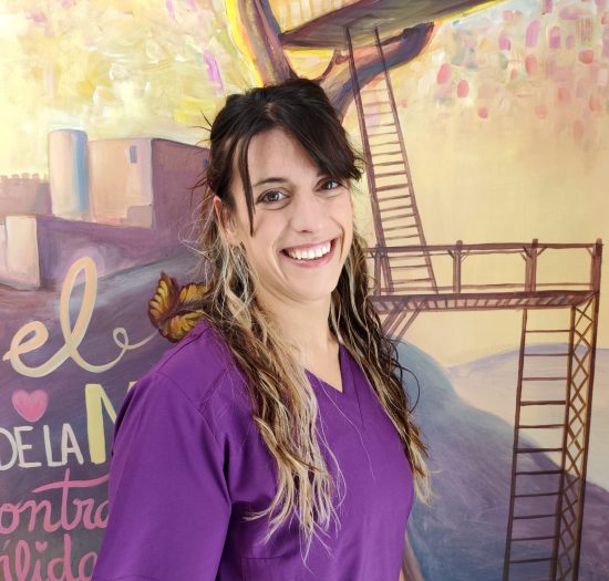 RETRATO DE GEMA FAUS LEAL TECNICO EN CUIDADOS AUXILIARES DE ENFERMERÍA EN AFA CASTALLA Y ONIL